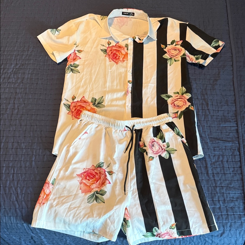 SHEIN Black and White Floral Kids Pajama Set